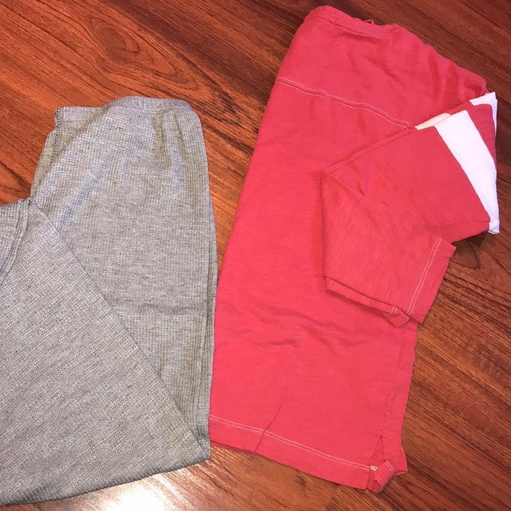 Shirt / Grey Leggings Bundle